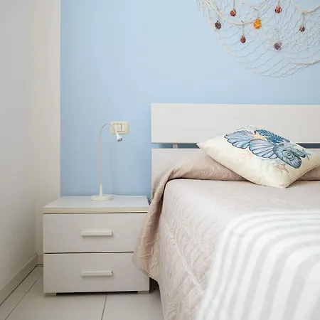 Apartman Trilocale A 350 Metri Dal Mare Con Posto Auto E Doccia Esterna Marcelli